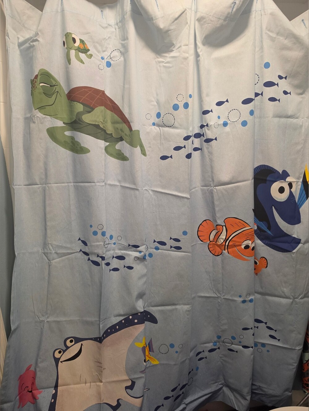 Pottery Barn Finding Nemo Shower Curtain, Bath Mat And 3 Towels